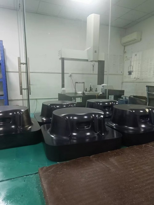 Precision mold core insert manufacturers