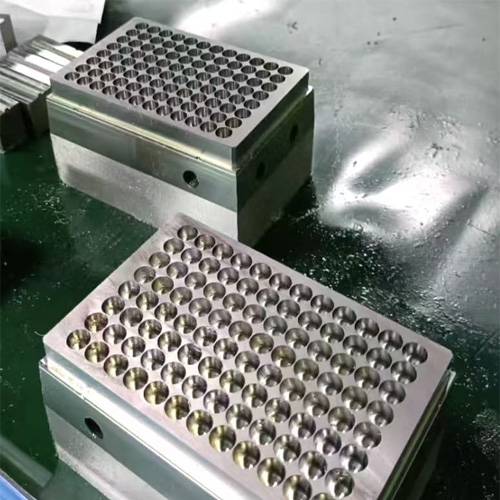 96 hole deep hole plate mold cavity