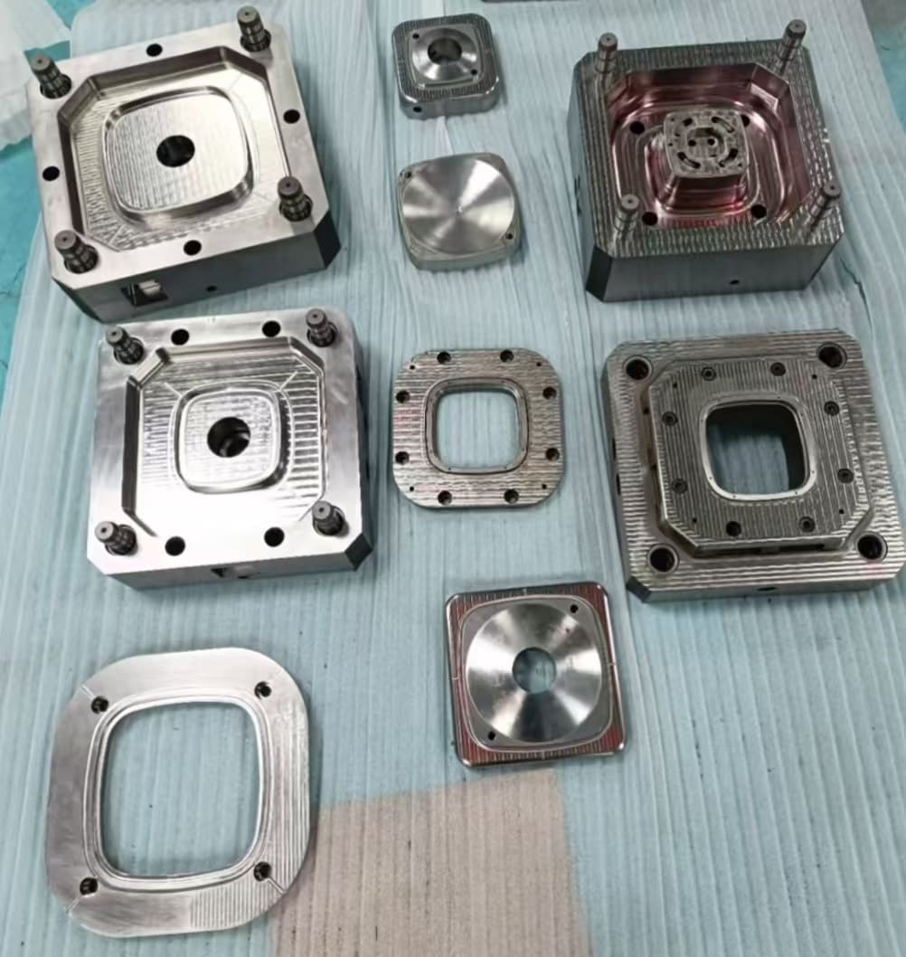 Aerospace grade high-precision mold accessories